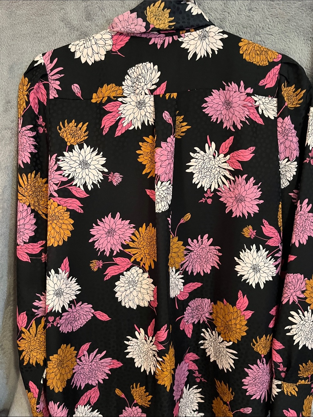 Ann Taylor Black Floral Bow-Tie Blouse with Pink, White & Mustard Flowers EUC - Picture 3 of 5